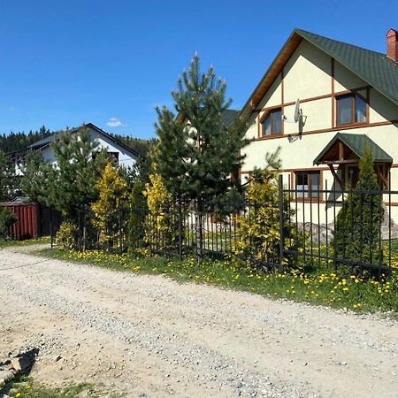 Chalet 888 Cottages Palyanytsya Exterior foto