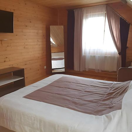 Chalet 888 Cottages Palyanytsya Exterior foto